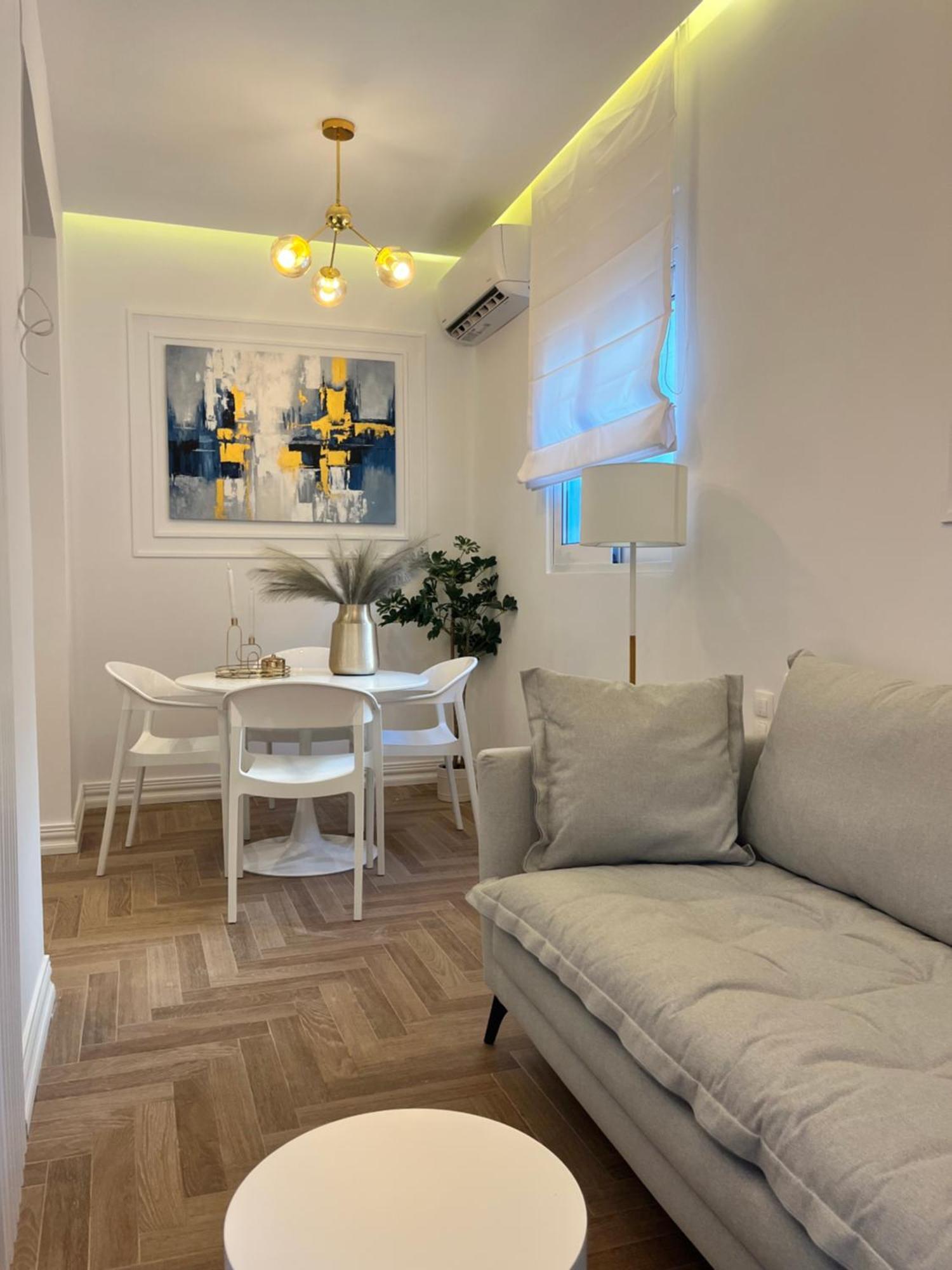 White House Project Vouliagmeni @3